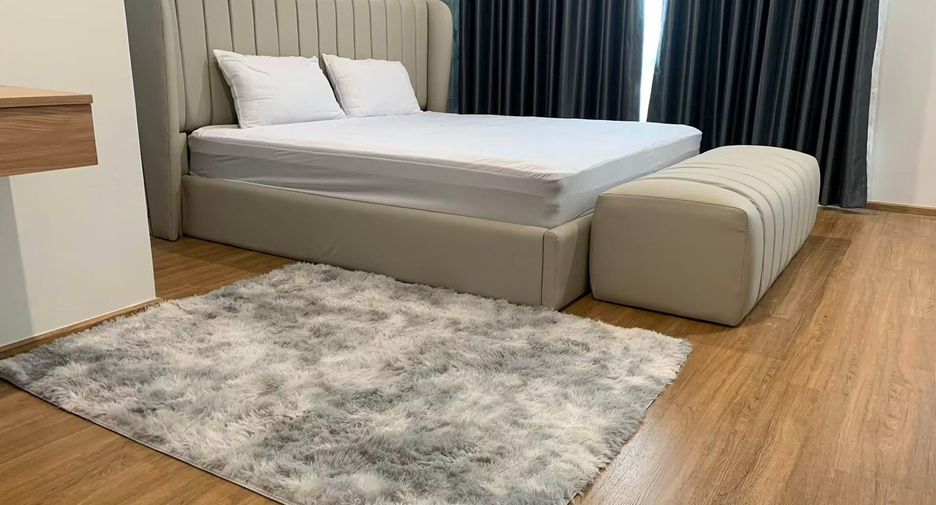 For rent 3 bedrooms townhouse in Bang Phli, Samut Prakan