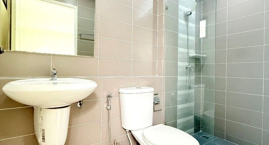 For sale 3 ベッドルーム townhouse in Bang Phli, Samut Prakan