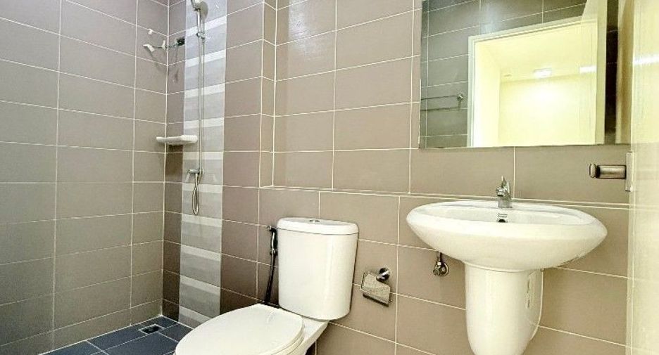 For sale 3 ベッドルーム townhouse in Bang Phli, Samut Prakan