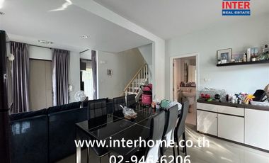 À vendre 3 chambres maison de ville à Bang Bua Thong, Nonthaburi