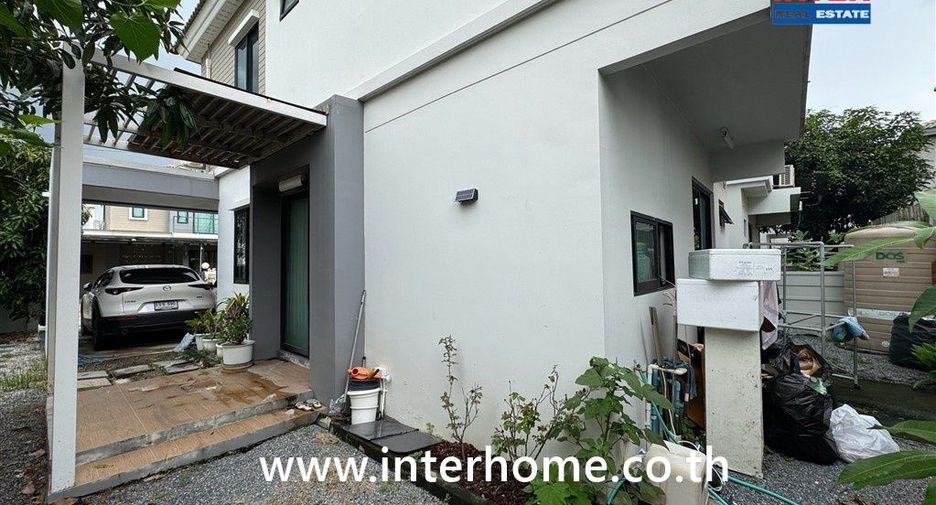 À vendre 3 chambres maison de ville à Bang Bua Thong, Nonthaburi