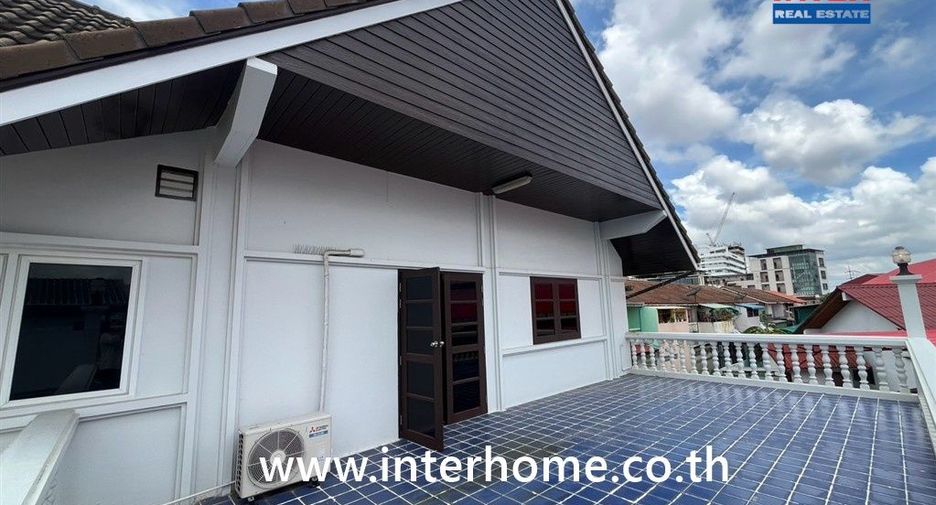 À vendre 6 chambres maison à Mueang Samut Prakan, Samut Prakan