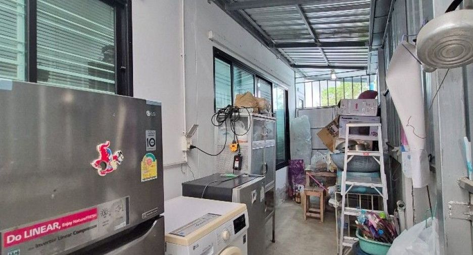 For sale 3 bedrooms house in Mueang Chon Buri, Chonburi