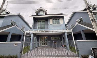 Haus zur Miete mit 3 Zimmer in Bang Lamung, Chonburi