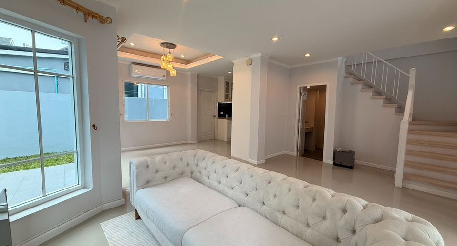 Haus zur Miete mit 3 Zimmer in Bang Lamung, Chonburi