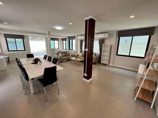 For rent 4 bedrooms house in Phaya Thai, Bangkok