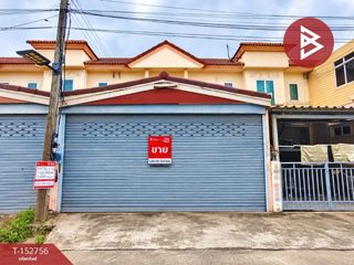 For sale 3 bedrooms townhouse in Krathum Baen, Samut Sakhon