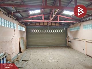 For sale 3 bedrooms townhouse in Krathum Baen, Samut Sakhon