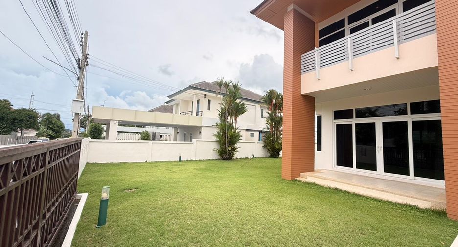 For sale 4 ベッドルーム house in Bang Lamung, Chonburi