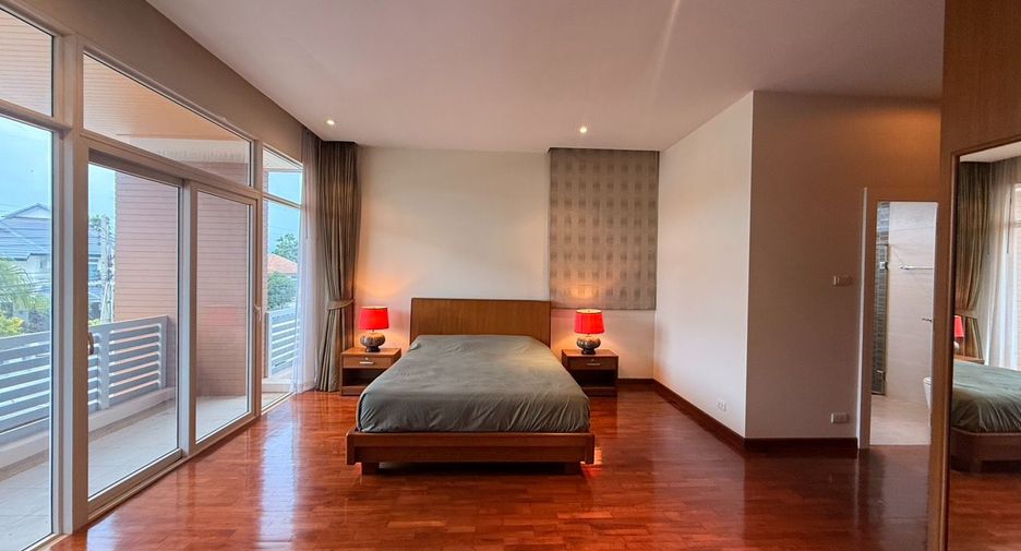 For sale 4 ベッドルーム house in Bang Lamung, Chonburi