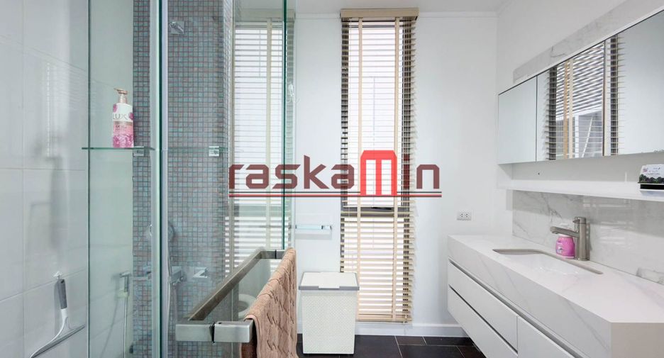 For rent 2 bedrooms condo in Bang Lamung, Chonburi