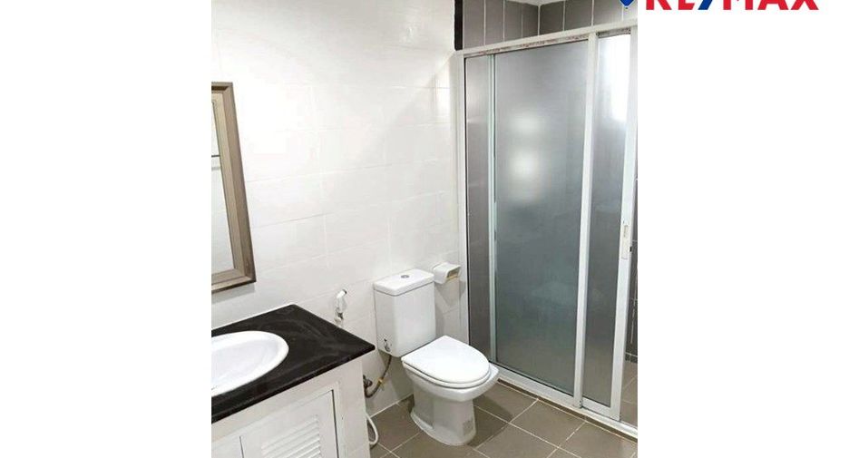 Haus zum Kauf mit 3 Zimmer in Bang Lamung, Chonburi