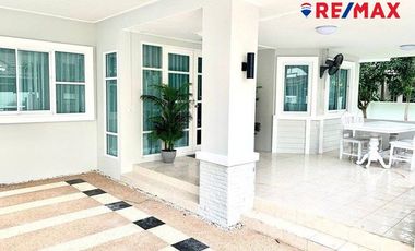 Haus zum Kauf mit 3 Zimmer in Bang Lamung, Chonburi