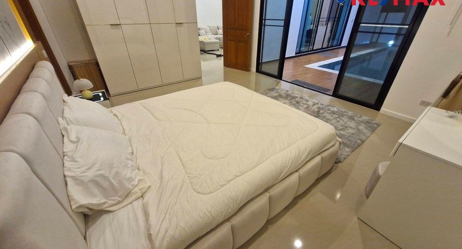 Haus zum Kauf mit 4 Zimmer in Bang Lamung, Chonburi