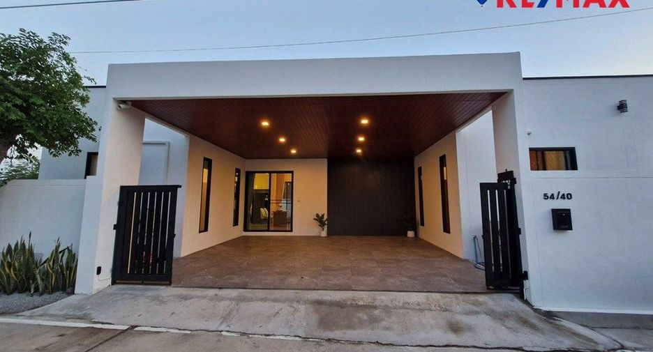 Haus zum Kauf mit 4 Zimmer in Bang Lamung, Chonburi