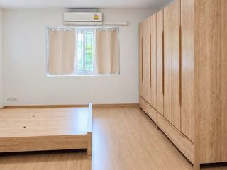 For rent 2 bedrooms house in Si Racha, Chonburi