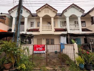 Casa adosada en venta de 2 habitaciones en Mueang Chachoengsao, Chachoengsao