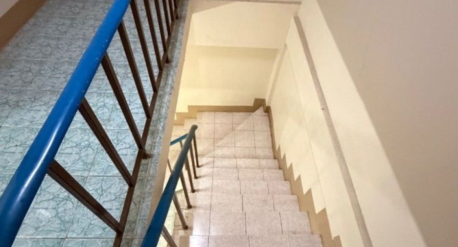 Casa adosada en venta de 2 habitaciones en Mueang Chachoengsao, Chachoengsao