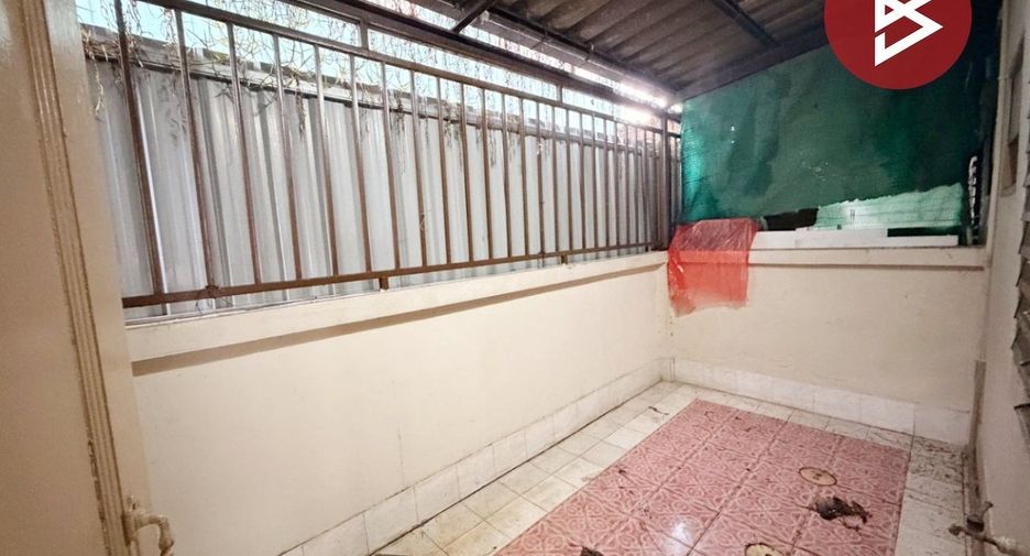 Casa adosada en venta de 2 habitaciones en Mueang Chachoengsao, Chachoengsao