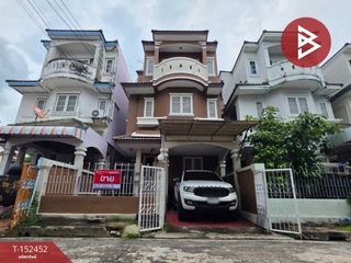 For sale 5 bedrooms townhouse in Don Mueang, Bangkok