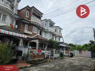 For sale 5 bedrooms townhouse in Don Mueang, Bangkok