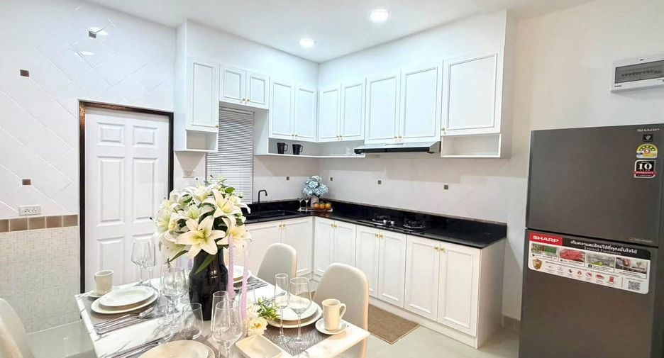 Casa en venta de 2 habitaciones en Bang Lamung, Chonburi