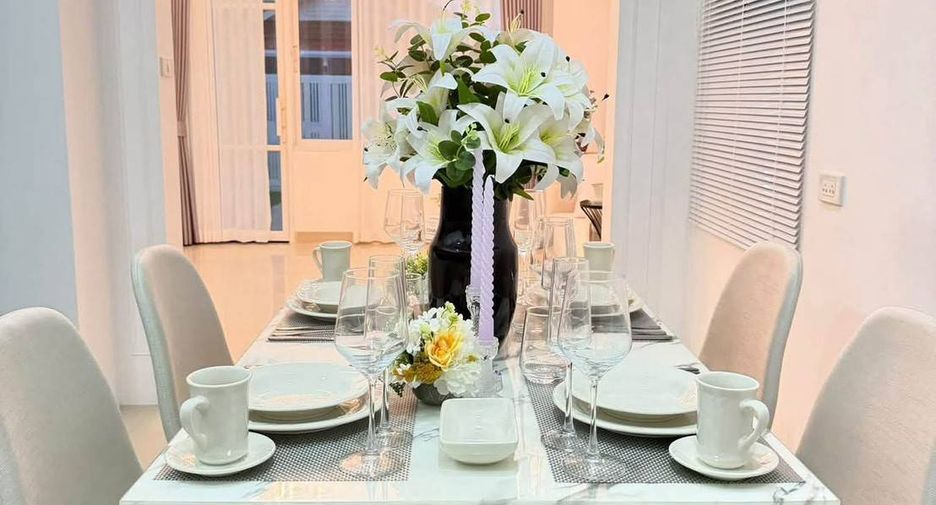Casa en venta de 2 habitaciones en Bang Lamung, Chonburi