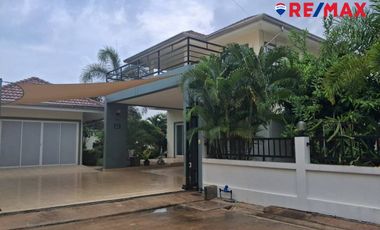 Haus zum Kauf mit 4 Zimmer in Bang Lamung, Chonburi
