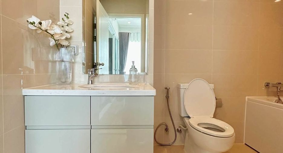 À louer 1 chambre condo à Si Racha, Chonburi