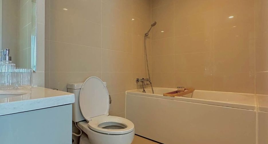 À louer 1 chambre condo à Si Racha, Chonburi