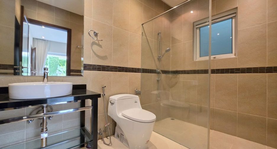 For sale 3 bedrooms house in Bang Lamung, Chonburi
