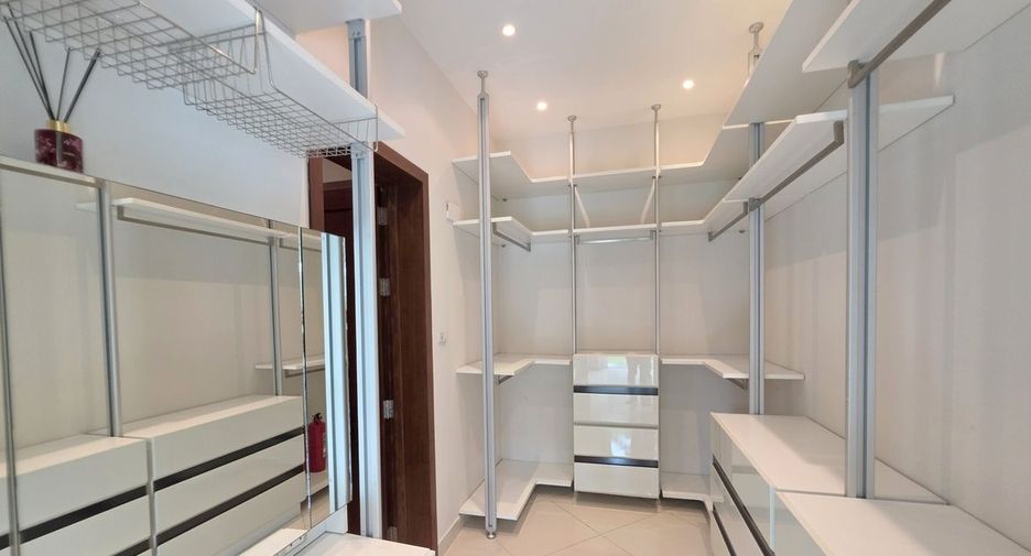 For sale 3 bedrooms house in Bang Lamung, Chonburi