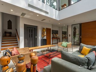 Casa en venta de 5 habitaciones en Watthana, Bangkok