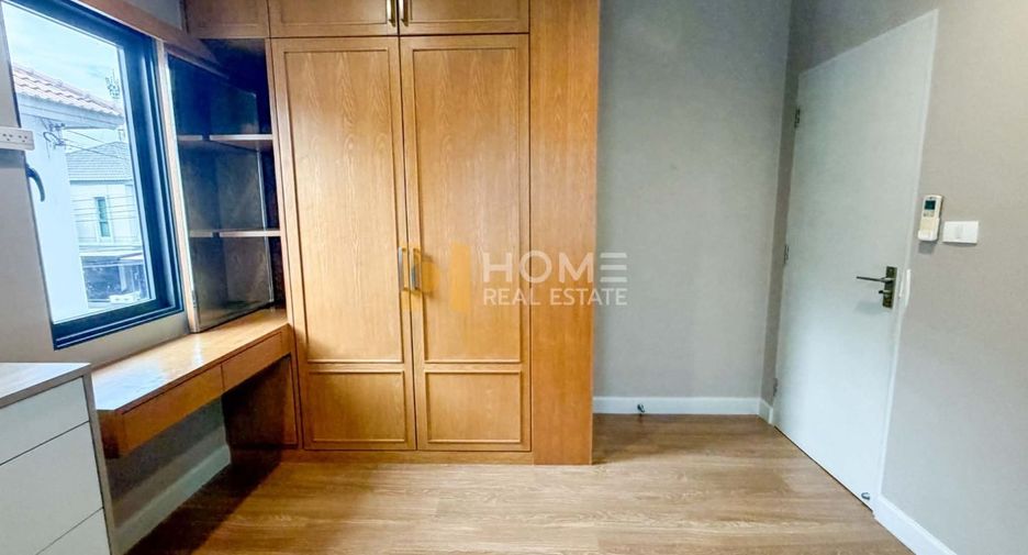 Haus zum Kauf mit 4 Zimmer in Mueang Nonthaburi, Nonthaburi