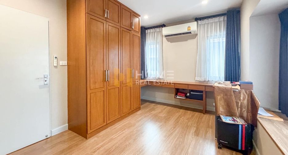 Haus zum Kauf mit 4 Zimmer in Mueang Nonthaburi, Nonthaburi