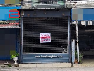 For rent and for sale 4 bedrooms retail Space in Sai Mai, Bangkok