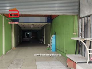For rent and for sale 4 bedrooms retail Space in Sai Mai, Bangkok