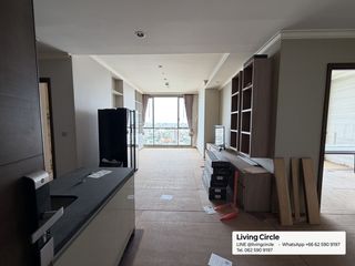 For sale 3 bedrooms condo in Watthana, Bangkok