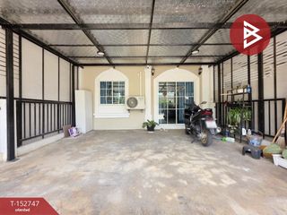 Casa adosada en venta de 4 habitaciones en Krathum Baen, Samut Sakhon