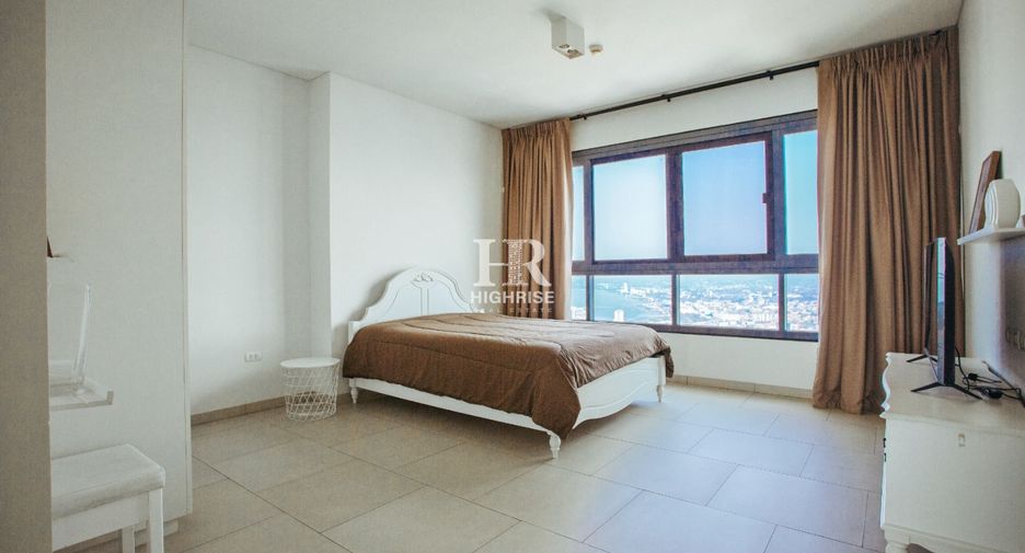 For sale 3 bedrooms condo in Bang Lamung, Chonburi