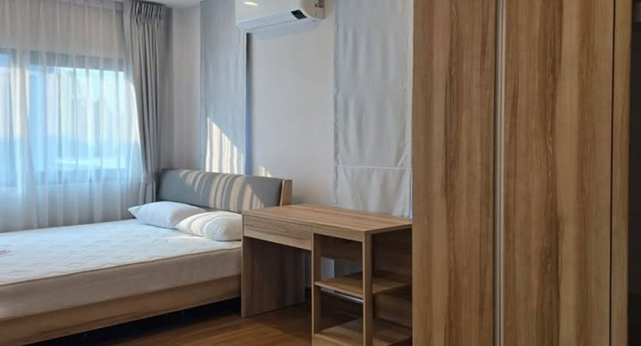 Haus zur Miete mit 4 Zimmer in Bang Phli, Samut Prakan