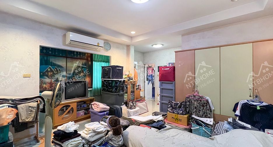 Haus zum Kauf mit 4 Zimmer in Bang Bua Thong, Nonthaburi