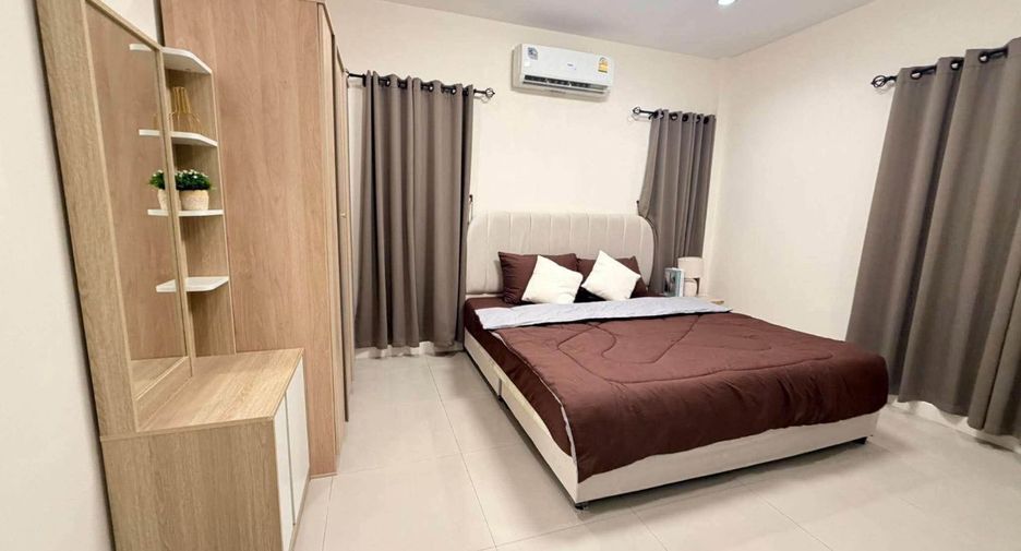 For rent 3 bedrooms condo in Bang Lamung, Chonburi