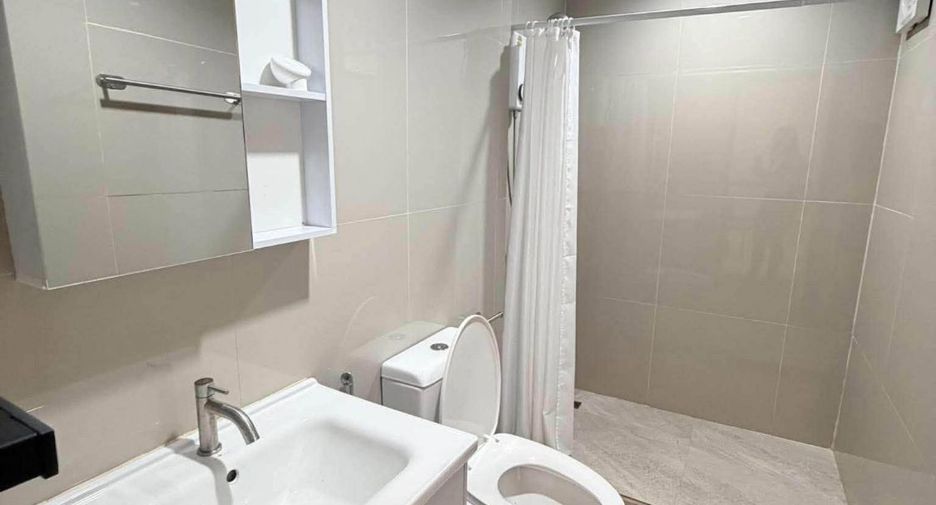 For rent 3 bedrooms condo in Bang Lamung, Chonburi