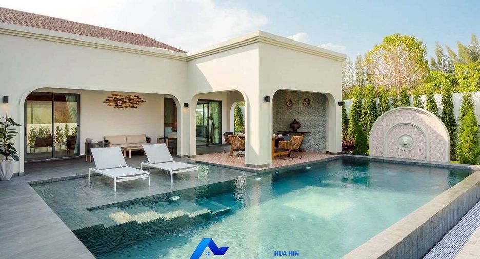 For sale 3 bedrooms villa in Hua Hin, Prachuap Khiri Khan