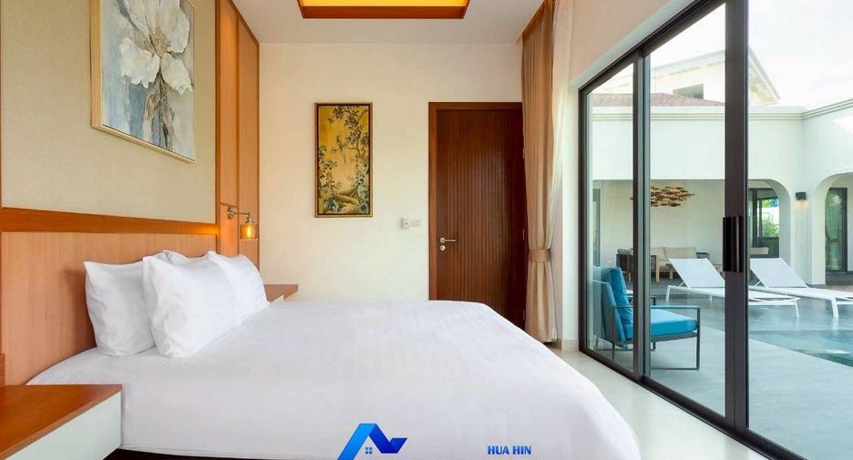 For sale 3 bedrooms villa in Hua Hin, Prachuap Khiri Khan