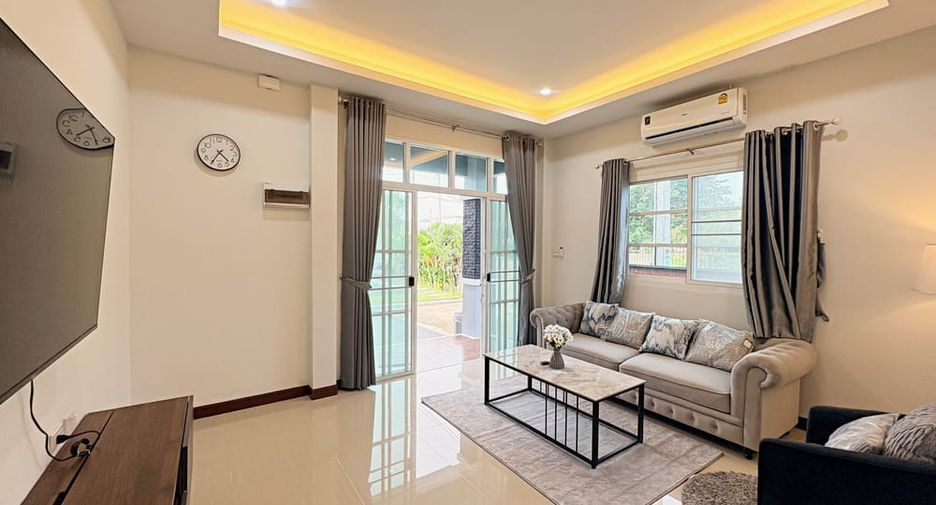 Villa en alquiler de 4 habitaciones en Bang Lamung, Chonburi