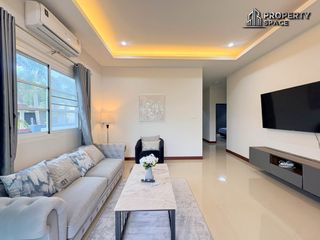 Villa en alquiler de 4 habitaciones en Bang Lamung, Chonburi