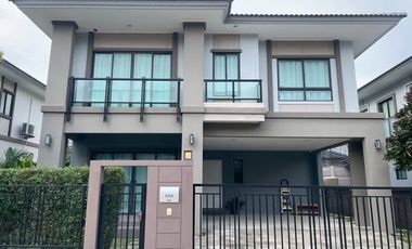 出租 3 卧室 独立屋 在 Prawet, 曼谷