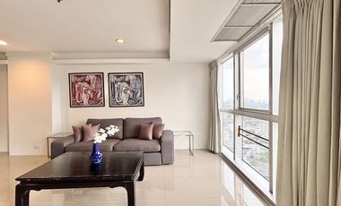 For rent 3 bedrooms condo in Khlong Toei, Bangkok